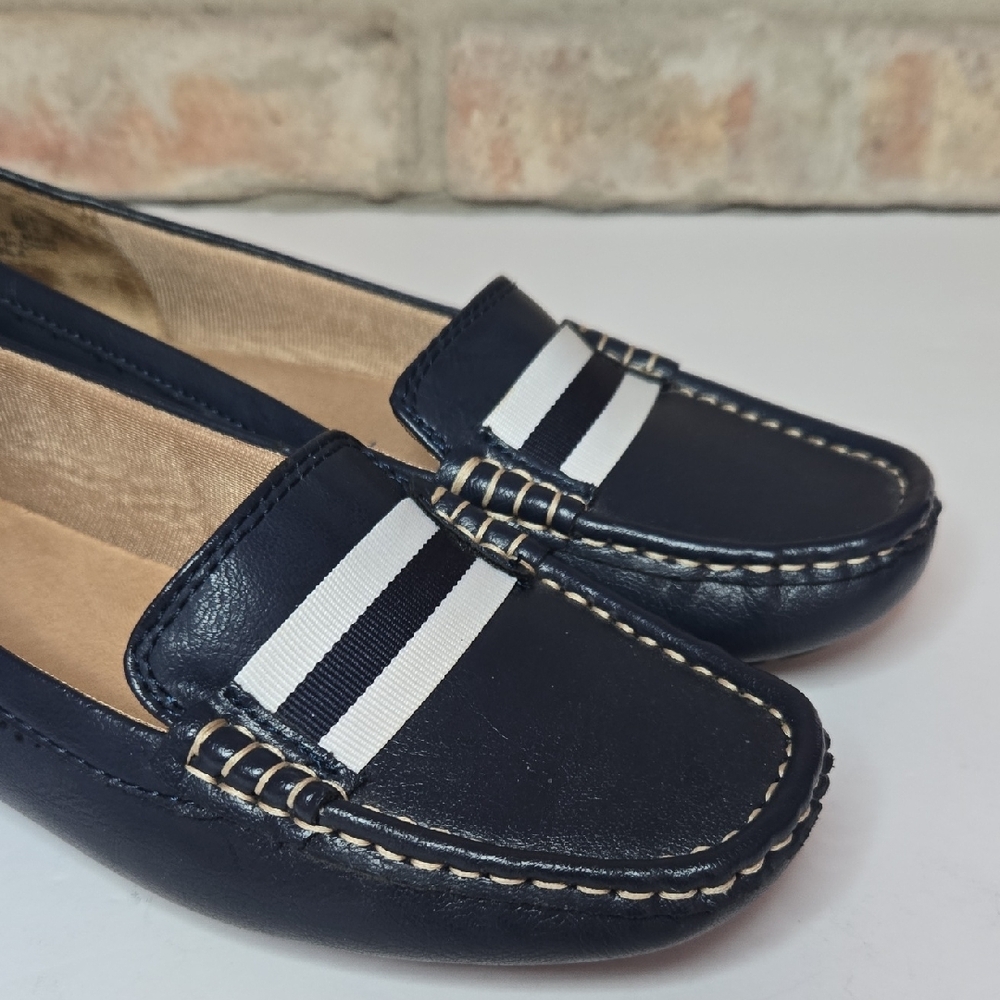 LIfe Stride Memory Foam Women 6.5 Classic Navy Women’s Slip-On Driving Loafers